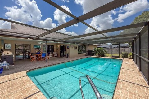 Villa ou maison à vendre à Spring Hill, Floride: 2 chambres, 159.14 m2 № 1910972 - photo 28