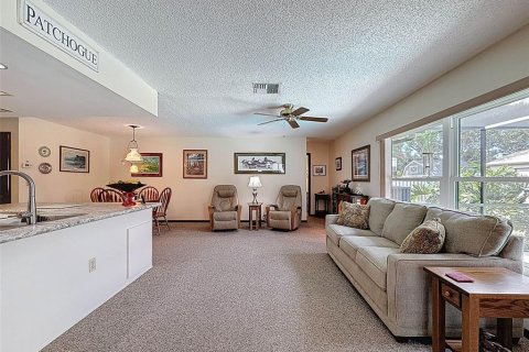 Villa ou maison à vendre à Spring Hill, Floride: 2 chambres, 159.14 m2 № 1910972 - photo 14
