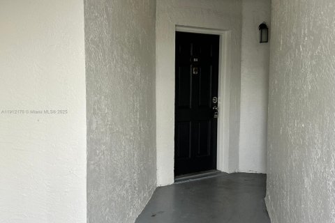 Condo in Fort Lauderdale, Florida, 2 bedrooms  № 1968161 - photo 14