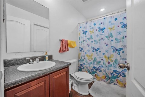 House in DeLand, Florida 6 bedrooms, 365.29 sq.m. № 2131663 - photo 30