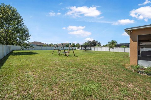 House in DeLand, Florida 6 bedrooms, 365.29 sq.m. № 2131663 - photo 5