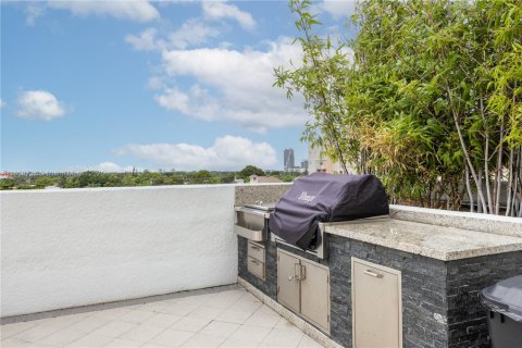 Copropriété à louer à Miami, Floride: 2 chambres, 105.35 m2 № 1957551 - photo 27