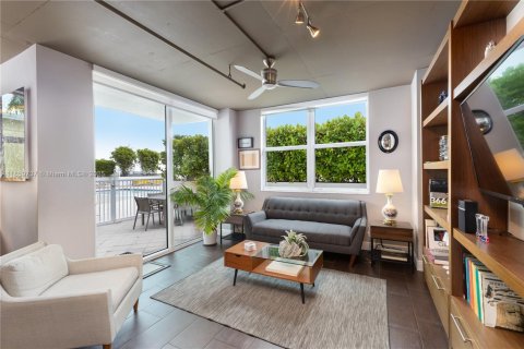 Copropriété à louer à Miami, Floride: 2 chambres, 105.35 m2 № 1957551 - photo 3