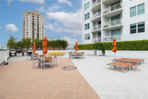 Copropriété à louer à Miami, Floride: 2 chambres, 105.35 m2 № 1957551 - photo 25