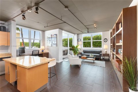 Copropriété à louer à Miami, Floride: 2 chambres, 105.35 m2 № 1957551 - photo 5