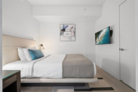 Condo in Hollywood, Florida, 3 bedrooms  № 1828338 - photo 25