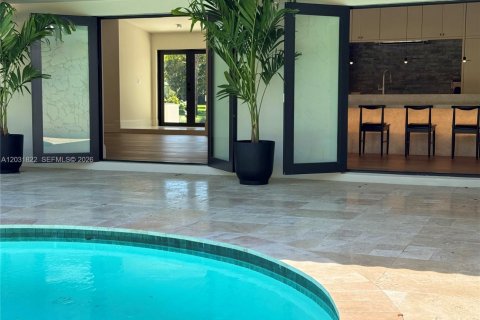 House in Palmetto Bay, Florida 4 bedrooms, 261.33 sq.m. № 2085326 - photo 29
