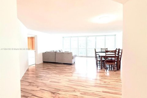 Copropriété à vendre à Miami, Floride: 2 chambres, 166.2 m2 № 1930972 - photo 14