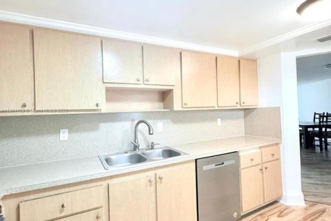 Copropriété à vendre à Miami, Floride: 2 chambres, 166.2 m2 № 1930972 - photo 9