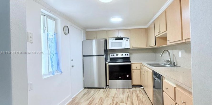 Condo à Miami, Floride, 2 chambres № 1930972