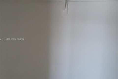 Снять в аренду квартиру в Хайалиа, Флорида 1 спальня, 61.32м2, № 1990775 - фото 10