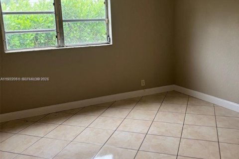 Condominio en venta en Hollywood, Florida, 2 dormitorios, 81.94 m2 № 1990581 - foto 23