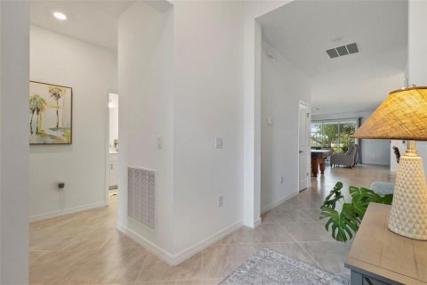 Villa ou maison à vendre à Punta Gorda, Floride: 4 chambres, 186.36 m2 № 1822928 - photo 26