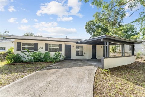 House in Gainesville, Florida 3 bedrooms, 87.79 sq.m. № 1856712 - photo 1