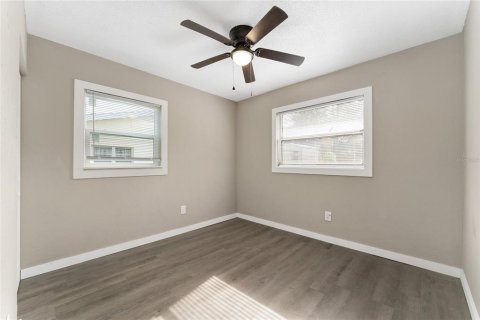House in Gainesville, Florida 3 bedrooms, 87.79 sq.m. № 1856712 - photo 22