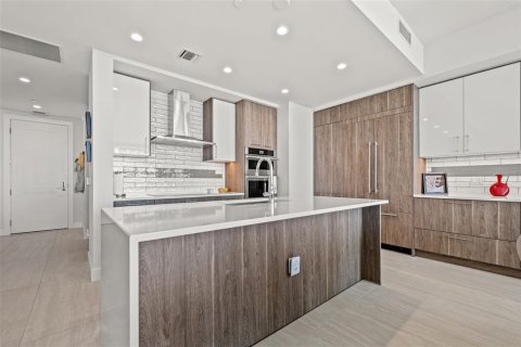 Condominio en venta en Saint Petersburg, Florida, 2 dormitorios, 154.5 m2 № 1734552 - foto 7