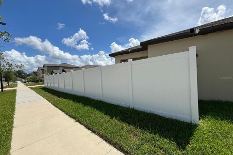 Casa en venta en Riverview, Florida, 4 dormitorios, 179.77 m2 № 1842237 - foto 4