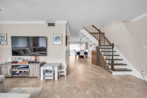 Adosado en venta en Davie, Florida, 3 dormitorios, 171.68 m2 № 1788822 - foto 6