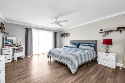 Adosado en venta en Davie, Florida, 3 dormitorios, 171.68 m2 № 1788822 - foto 19