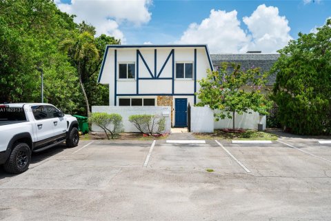 Adosado en venta en Davie, Florida, 3 dormitorios, 171.68 m2 № 1788822 - foto 1