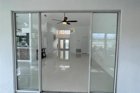 Casa en alquiler en Winter Springs, Florida, 3 dormitorios, 186.73 m2 № 1878304 - foto 8