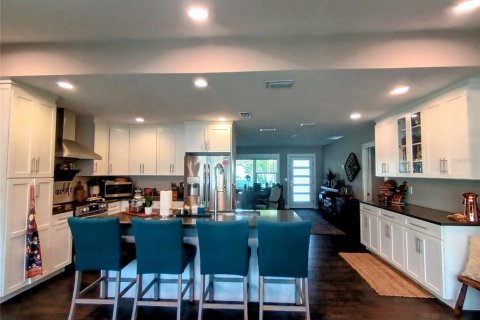 Casa en venta en Tampa, Florida, 3 dormitorios, 201.32 m2 № 1597756 - foto 7