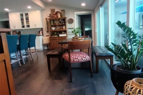 Casa en venta en Tampa, Florida, 3 dormitorios, 201.32 m2 № 1597756 - foto 10
