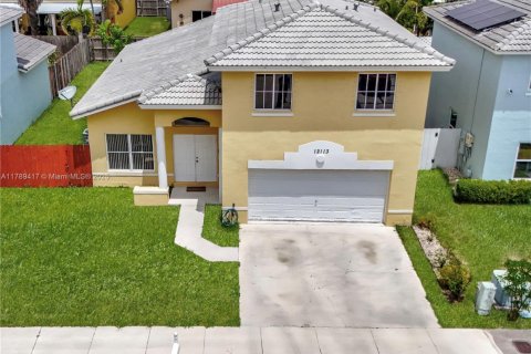 Villa ou maison à vendre à Homestead, Floride: 4 chambres, 196.02 m2 № 1726983 - photo 2