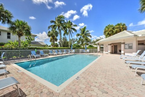 Villa ou maison à vendre à Naples, Floride: 2 chambres, 151.34 m2 № 2042260 - photo 28
