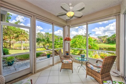 Villa ou maison à vendre à Naples, Floride: 2 chambres, 151.34 m2 № 2042260 - photo 17