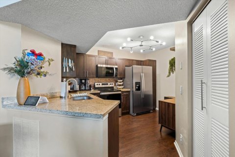 Condominio en venta en Coral Springs, Florida, 2 dormitorios, 91.42 m2 № 2424622 - foto 3