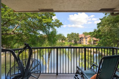 Condominio en venta en Coral Springs, Florida, 2 dormitorios, 91.42 m2 № 2424622 - foto 14
