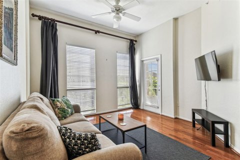 Condo in Tampa, Florida, 2 bedrooms  № 1586382 - photo 5