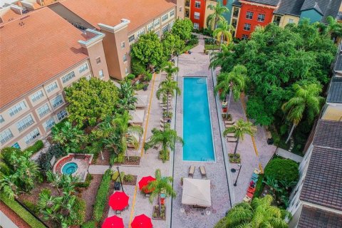 Condo in Tampa, Florida, 2 bedrooms  № 1586382 - photo 23