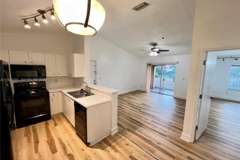 Copropriété à vendre à Coconut Creek, Floride: 1 chambre, 78.6 m2 № 2060483 - photo 6