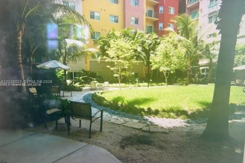 Condominio en alquiler en South Miami, Florida, 2 dormitorios, 78.22 m2 № 2248200 - foto 9
