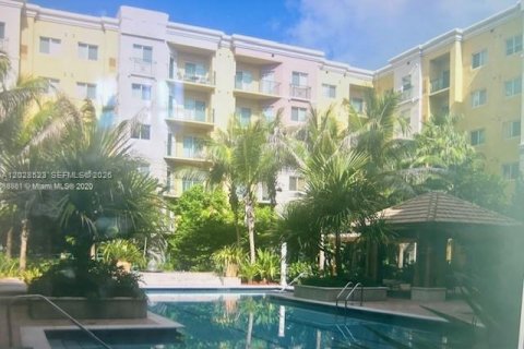 Condominio en alquiler en South Miami, Florida, 2 dormitorios, 78.22 m2 № 2248200 - foto 6