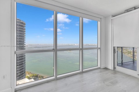 Copropriété à vendre à Miami, Floride: 2 chambres, 97.36 m2 № 2018543 - photo 16