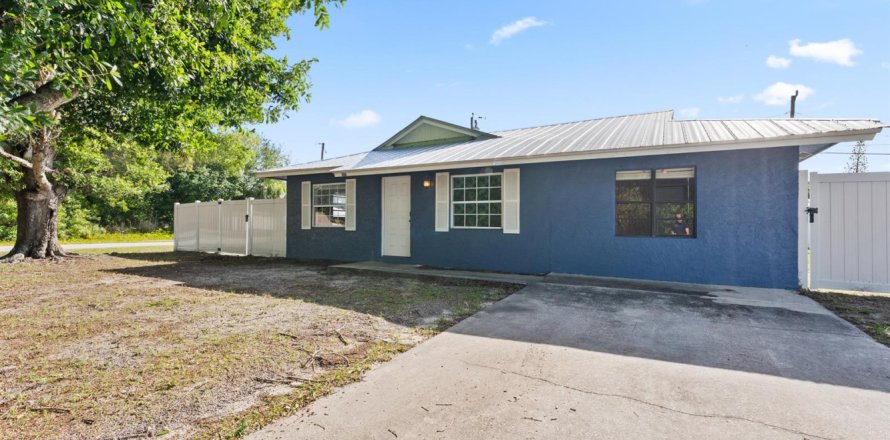 Casa en Vero Beach, Florida 3 dormitorios, 127.28 m2 № 2243846