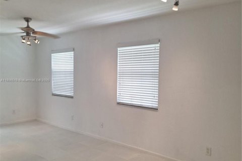 Townhouse in Margate, Florida 2 bedrooms, 110.55 sq.m. № 1748858 - photo 8