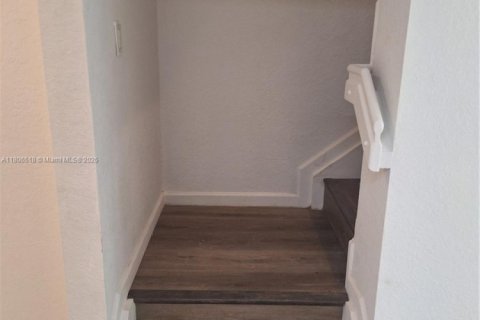 Townhouse in Margate, Florida 2 bedrooms, 110.55 sq.m. № 1748858 - photo 5