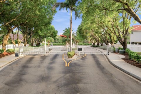 Casa en venta en Weston, Florida, 3 dormitorios, 128.3 m2 № 2189109 - foto 26