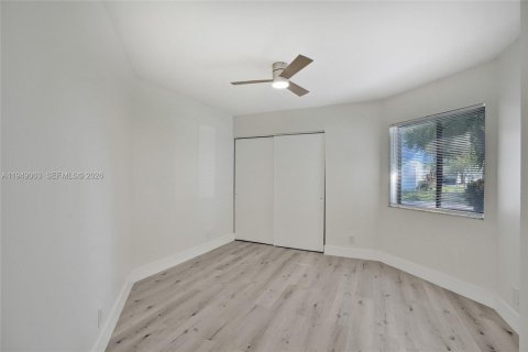 Casa en venta en Royal Palm Beach, Florida, 3 dormitorios, 139.82 m2 № 2004865 - foto 14