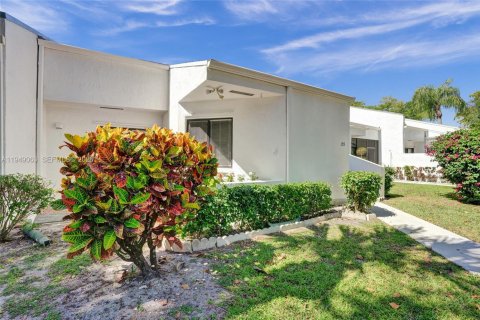 Casa en venta en Royal Palm Beach, Florida, 3 dormitorios, 139.82 m2 № 2004865 - foto 18