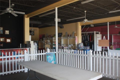 Immobilier commercial à louer à Gainesville, Floride: 613.71 m2 № 1724471 - photo 8