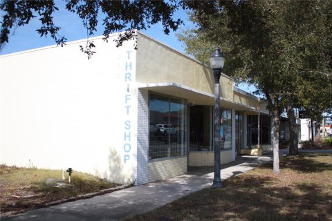 Immobilier commercial à louer à Gainesville, Floride: 613.71 m2 № 1724471 - photo 3