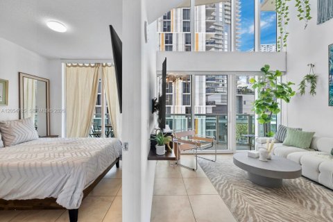 Condo in Miami, Florida, 2 bedrooms  № 2186201 - photo 14