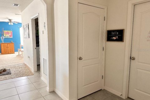 Casa en venta en New Smyrna Beach, Florida, 4 dormitorios, 162.67 m2 № 1677893 - foto 3