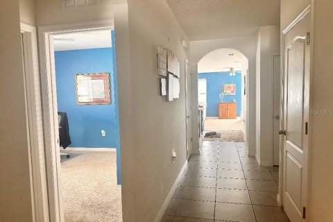 Casa en venta en New Smyrna Beach, Florida, 4 dormitorios, 162.67 m2 № 1677893 - foto 2
