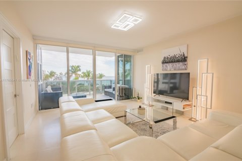 Condo in Sunny Isles Beach, Florida, 3 bedrooms  № 1860777 - photo 8
